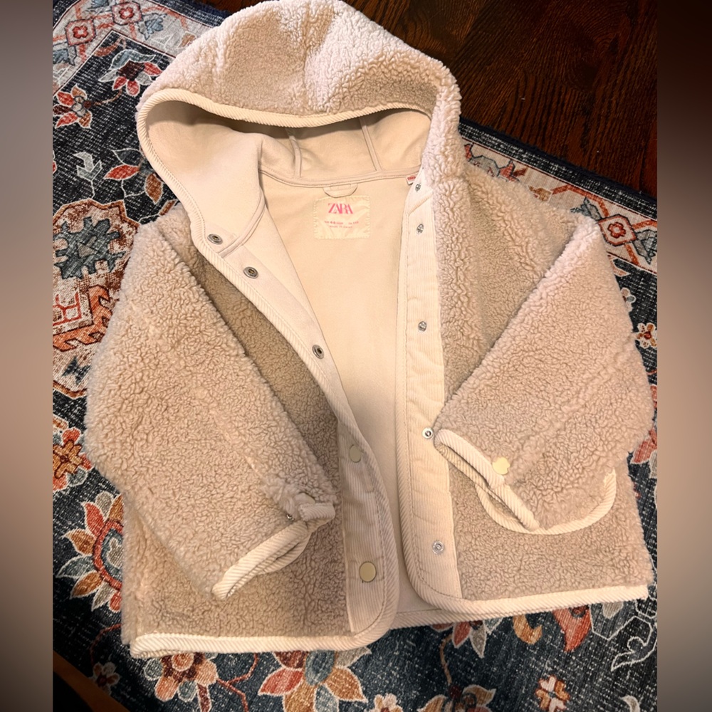Cream Sherpa Hooded ZARA jacket